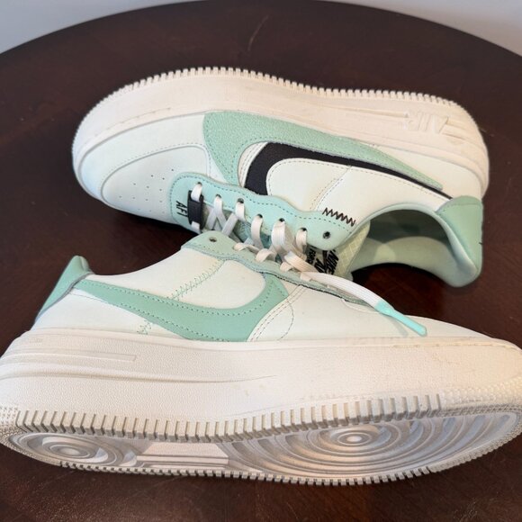 Nike Air Force 1 Platform Barely Green Mint Wmn Sz 8.5 - Picture 5 of 7